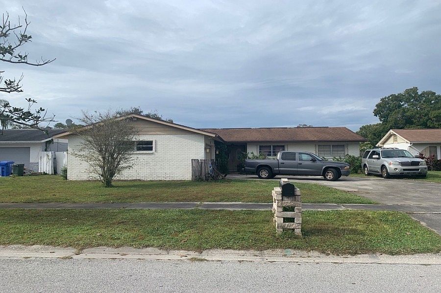 1st image of 7504 Meadow Dr
