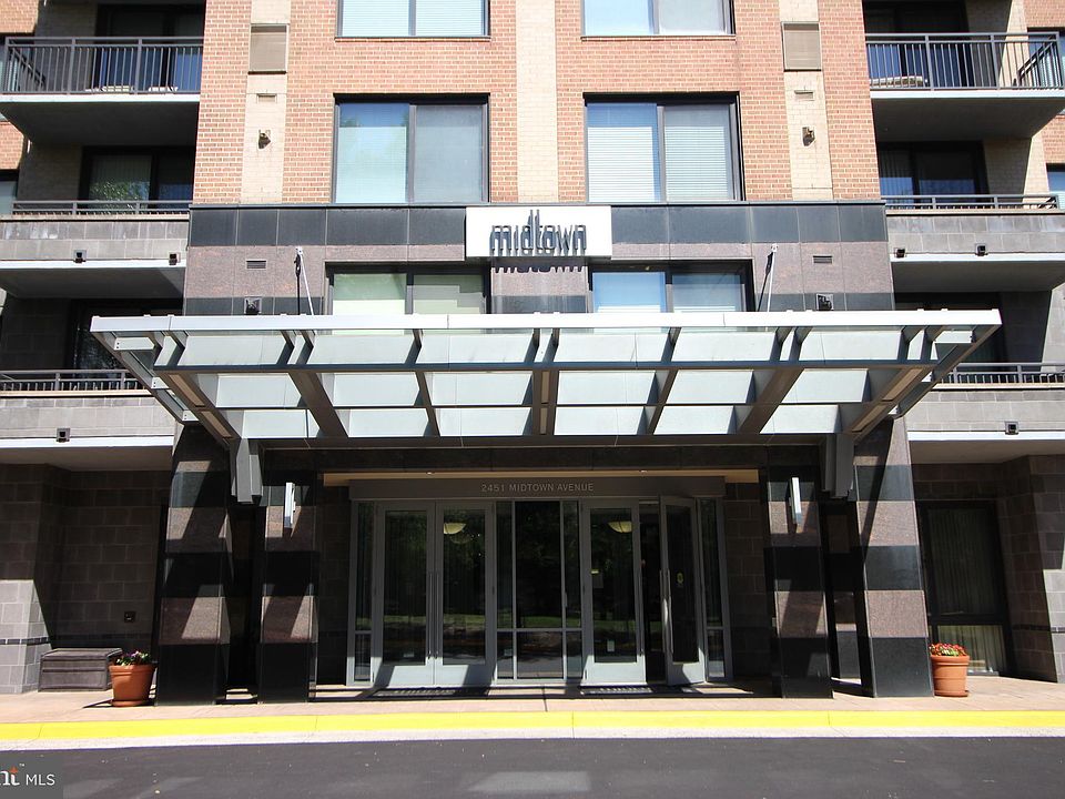 1st image of 2451 Midtown Ave APT 305