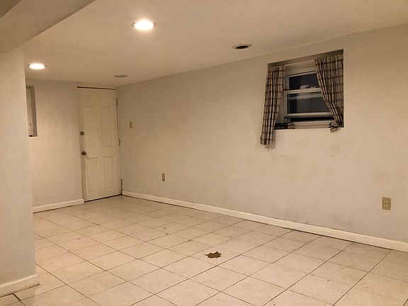 2nd image of 126 Kearny Ave #1E