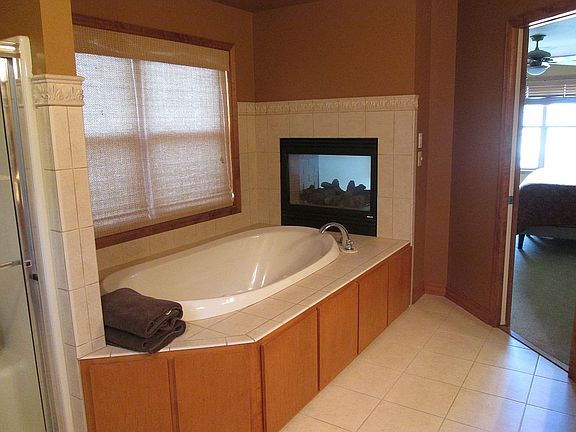 5th image of 3605 Southridge Ct