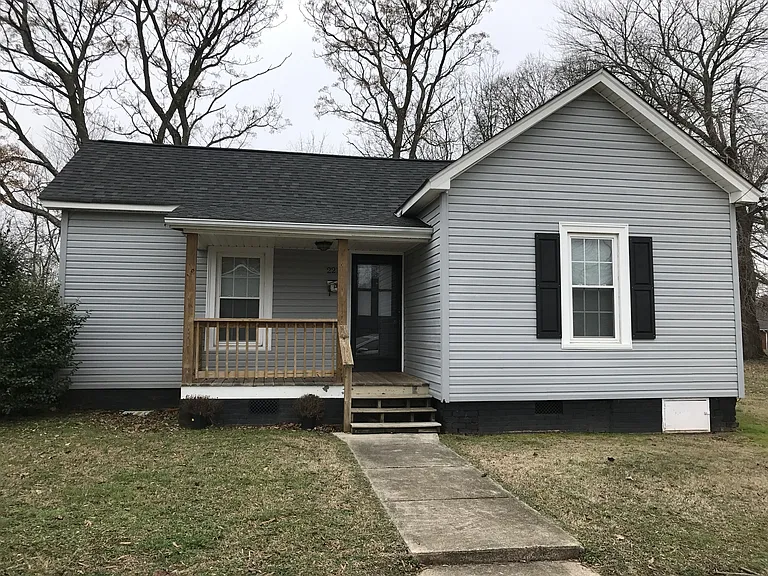 221 Ross St — Photo 1