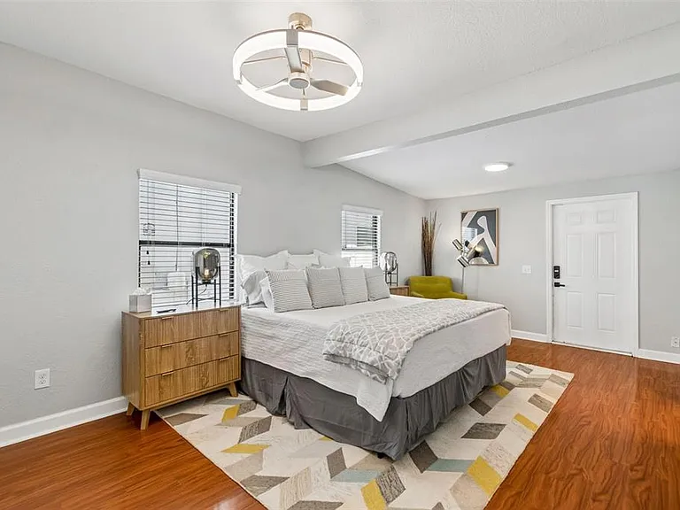 3901 N Ola Ave — Photo 20