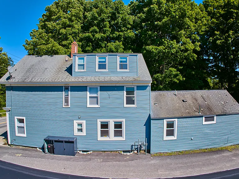84 E Main St — Photo 46
