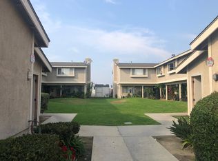 940 W 18th St #C-1, Costa Mesa, CA 92627