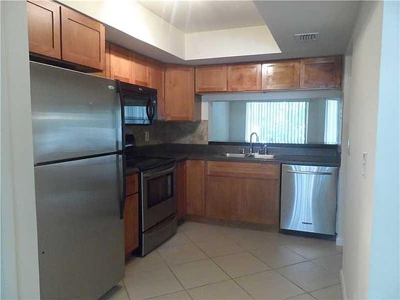 3rd image of 7846 NW 7th Ct