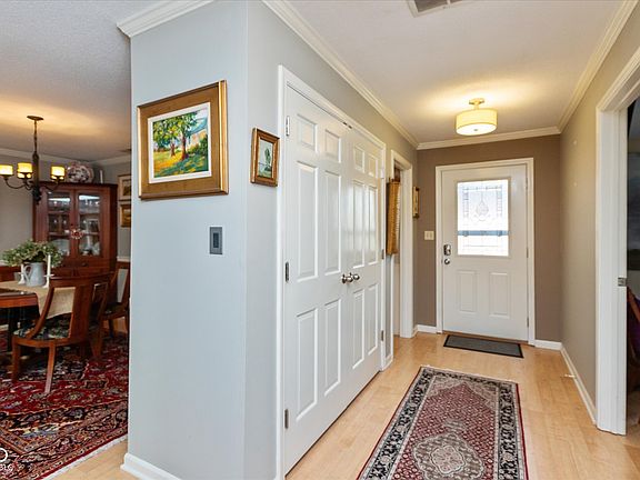 3rd image of 5333 Thicket Hill Ln