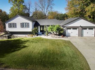 5355 Landview Dr, Newburgh, IN 47630