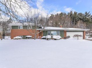 411 Pine Brae St, Ann Arbor, MI 48105