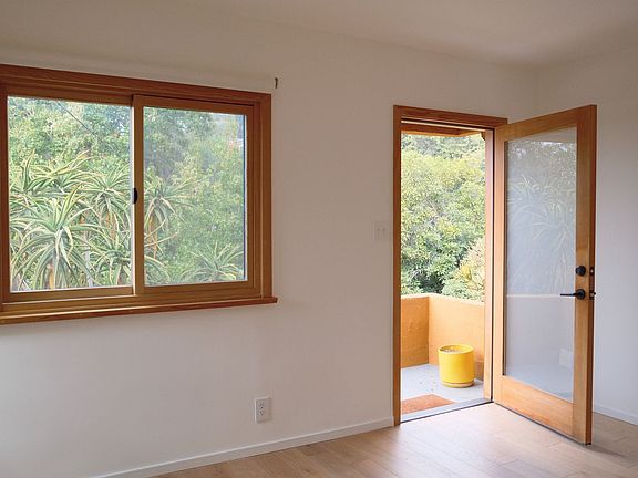4th image of 1914 N Avenue 52