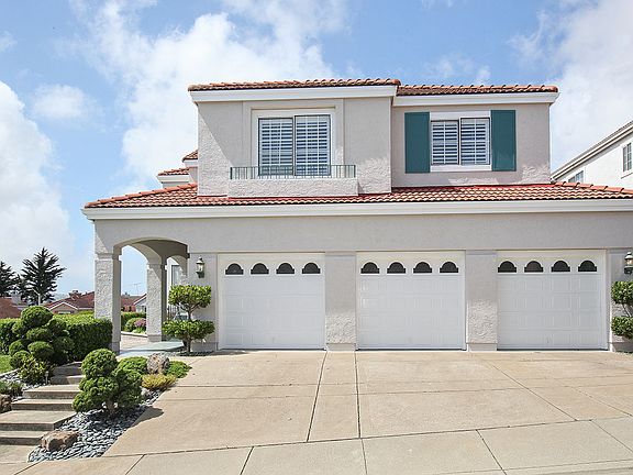 5th image of 106 Lucca Dr