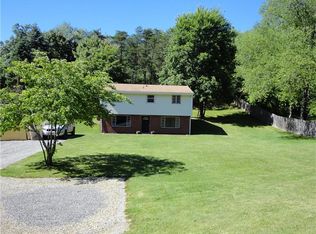 106 Gross Dr, Baden, PA 15005