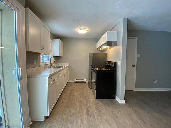 3rd image of 5322 E Seneca St #10