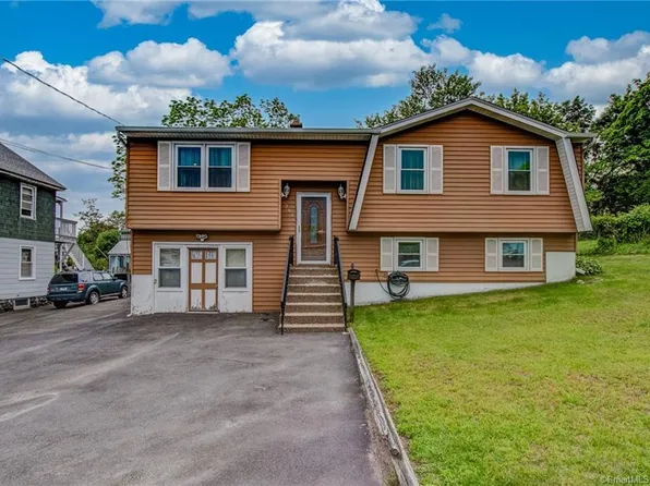 284 Citizens Avenue, Waterbury, CT 06704