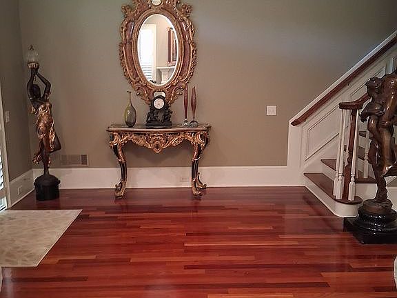 4th image of 2110 E Haven Dr NE
