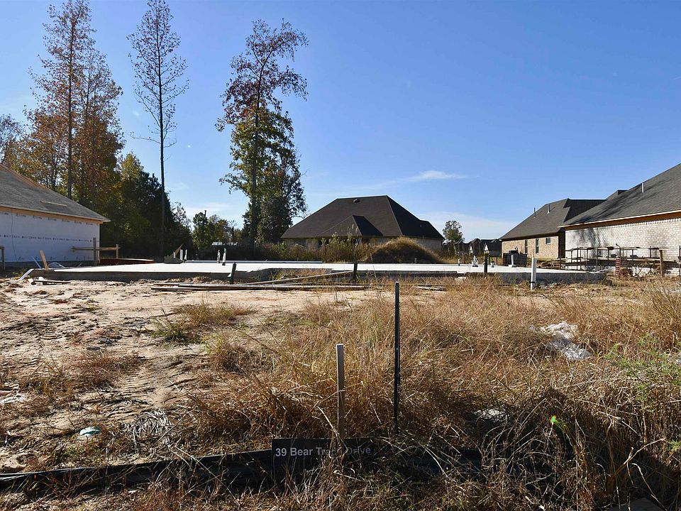 1st image of 39 Bear Trace Dr