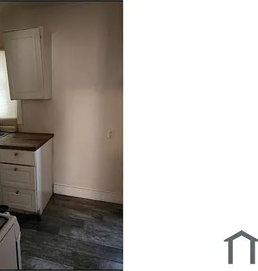 10122 S Normandie Ave — Photo 6