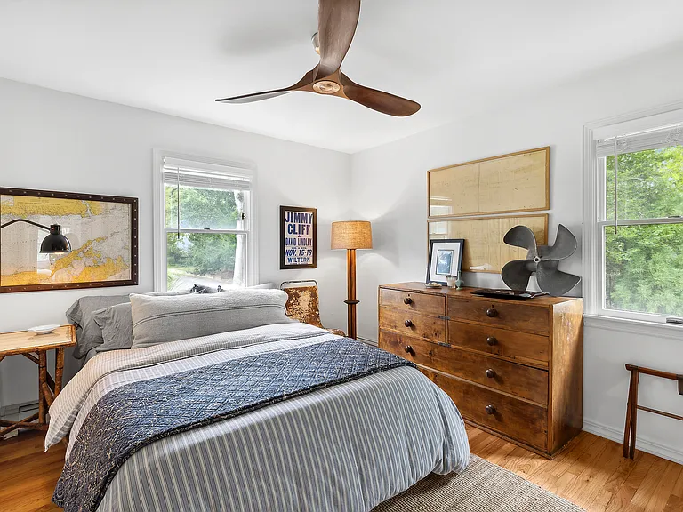 44 Milina Dr — Photo 8