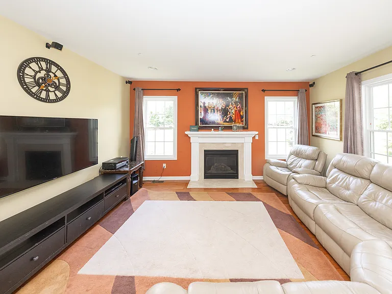 1 Warmstone Way — Photo 17