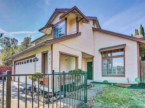 5th image of 1771 Sunset Ave