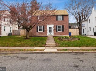 1021 Lamb Rd, Secane, PA 19018