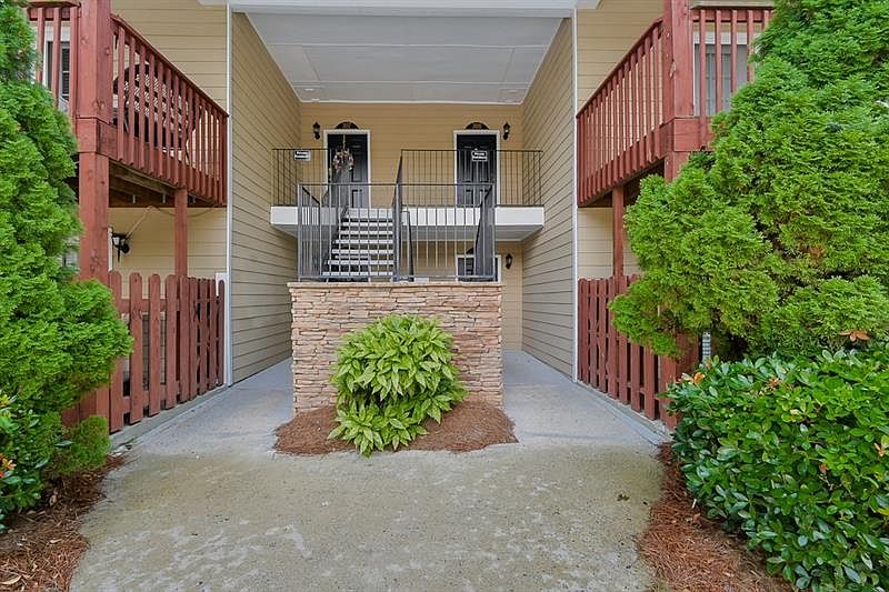 2nd image of 306 Brighton Point
