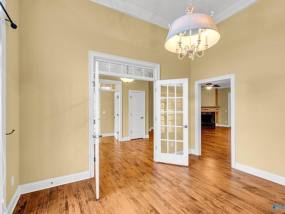 5th image of 23 Veridian Way SE