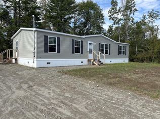 4 Stanley Ave, Canaan, ME 04924