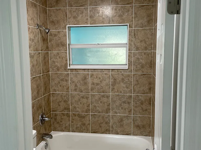 2659 Burns Ave — Photo 6