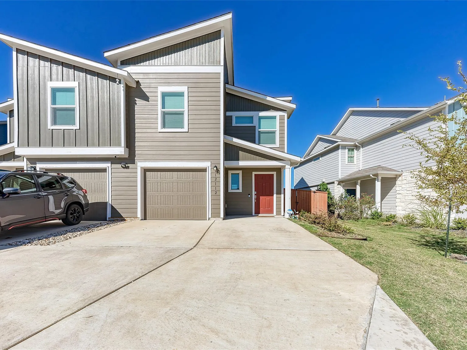 3 bed, 2.5 bath, 1576 sqft, $1,750 — Photo 1