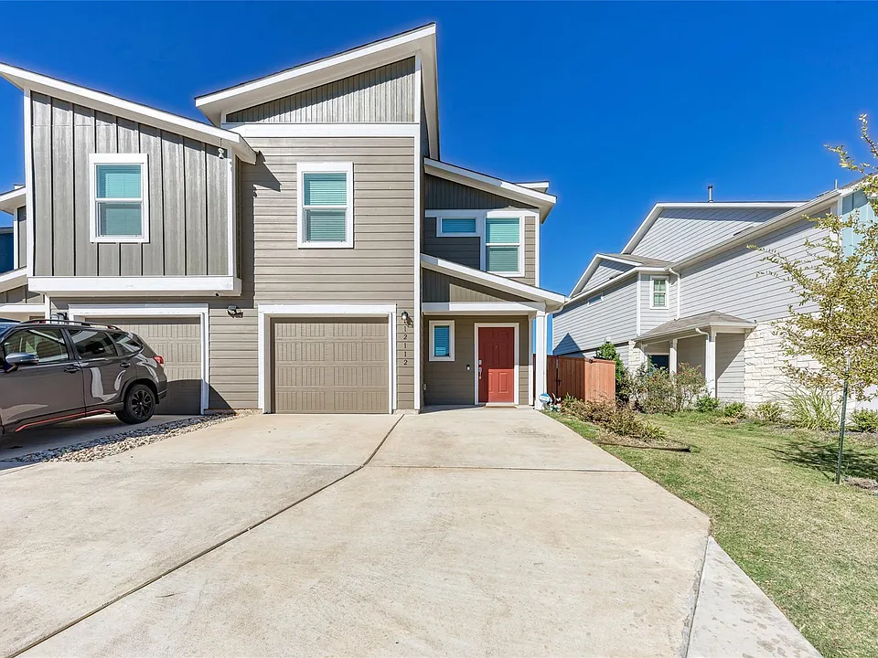 12112 Scarlet Sleeve Way