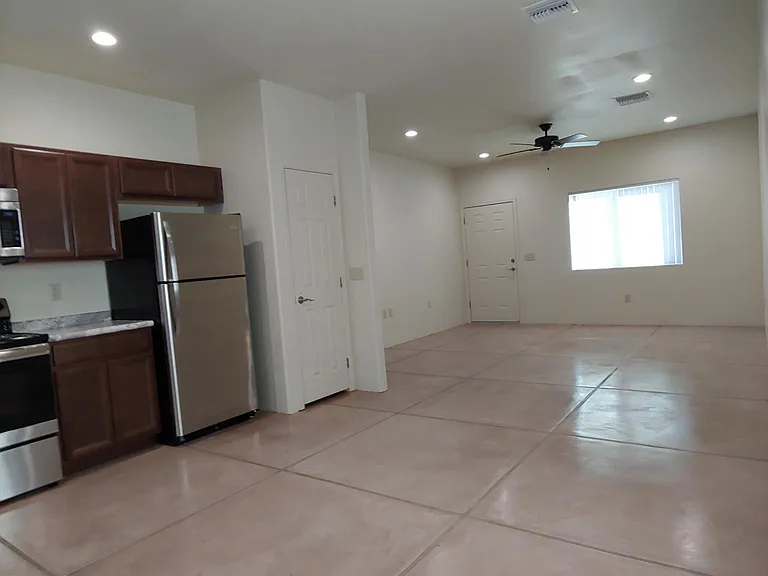 4151 E Lee St — Photo 10