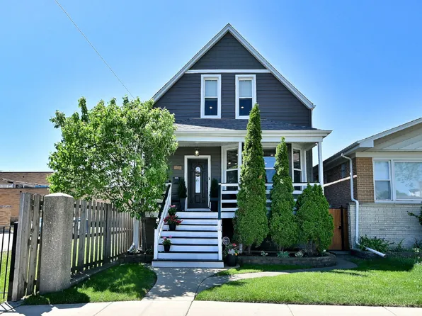 5831 W Leland Ave, Chicago, IL 60630