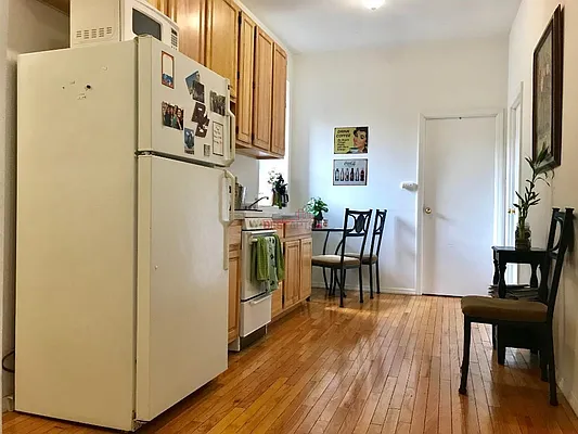 Rented by Best Apartments North Inc | media 29