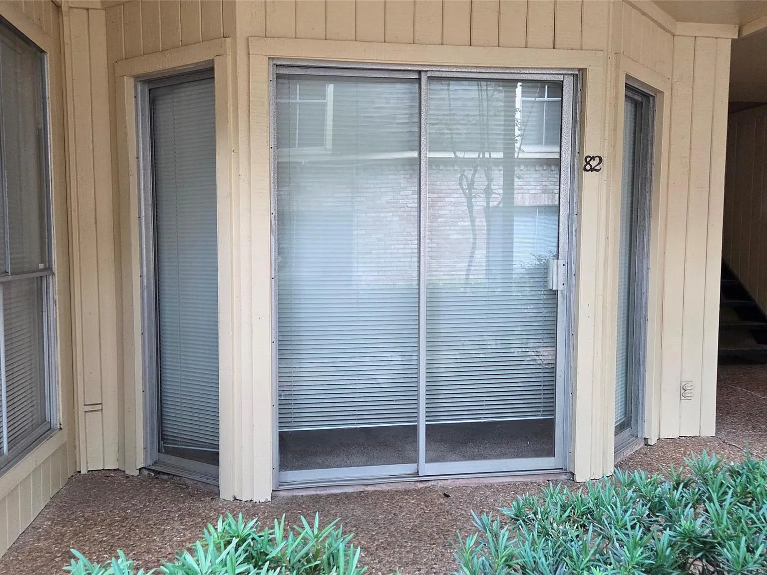 1 bed, 1.0 bath, 664 sqft, $1,095 — Photo 3