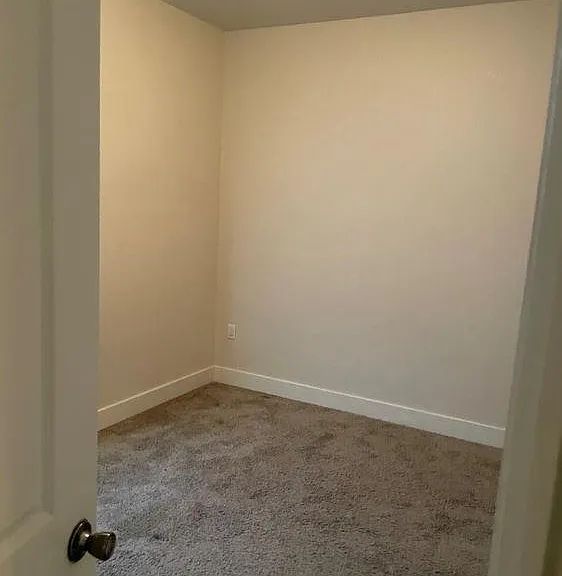 2212 Creekside Ln #D — Photo 7