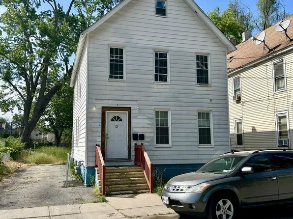 13 Moyston Street, Schenectady, NY 12307