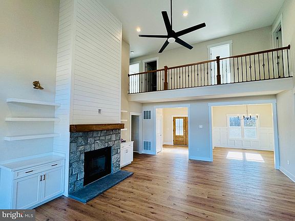 5th image of Ridgestone Ln