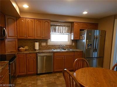 2nd image of 1439 Spring Garden Ave