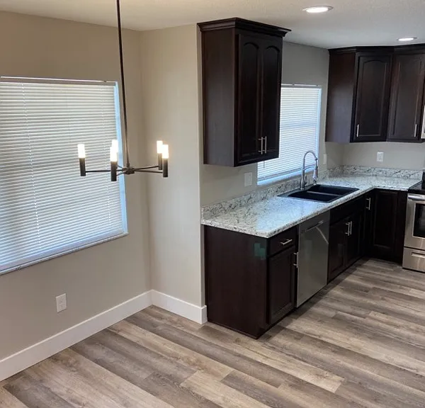 215 Cambridge Dr — Photo 6