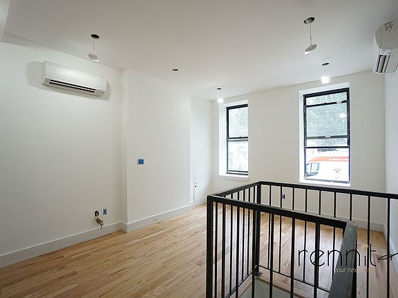 2nd image of 808 Putnam Ave #1F