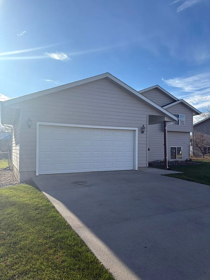 3 Bed | 2 Bath | Split-Foyer Home | Rapid Valley — Photo 2