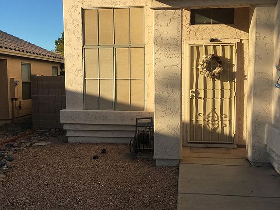 4th image of 8238 W Voltaire Ave
