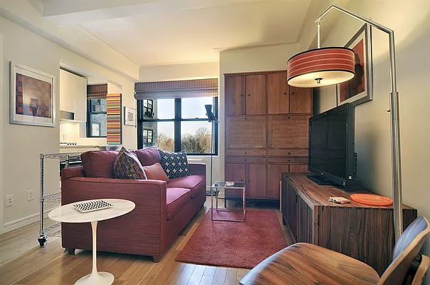 Sold by Corcoran | media 8