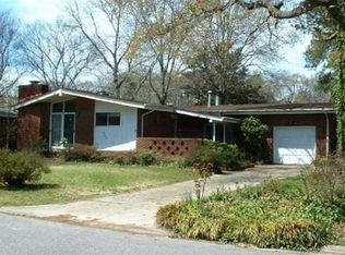 545 Canterbury Rd, Virginia Beach, VA 23452