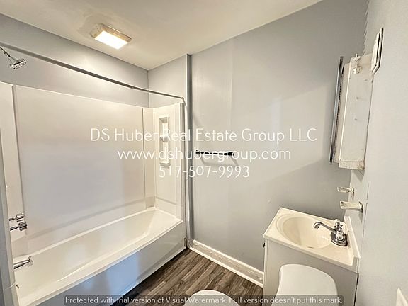 3rd image of 2106 Beal Ave