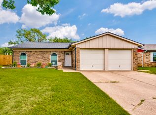 5901 Myers Rd, Arlington, TX 76017