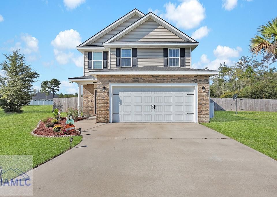 1st image of 121 Wyatt Ct NE