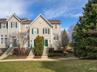 2416 Courtyard Cir UNIT 1, Aurora, IL 60506