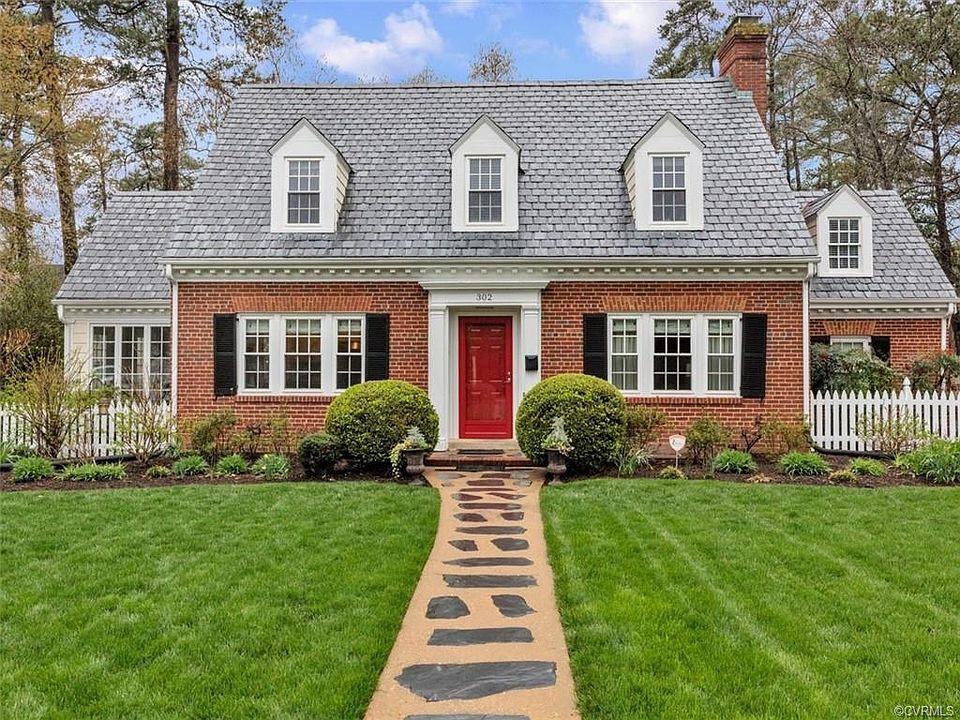 1st image of 302 Lakewood Dr