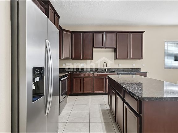 3rd image of 743 Sunny Stroll Dr